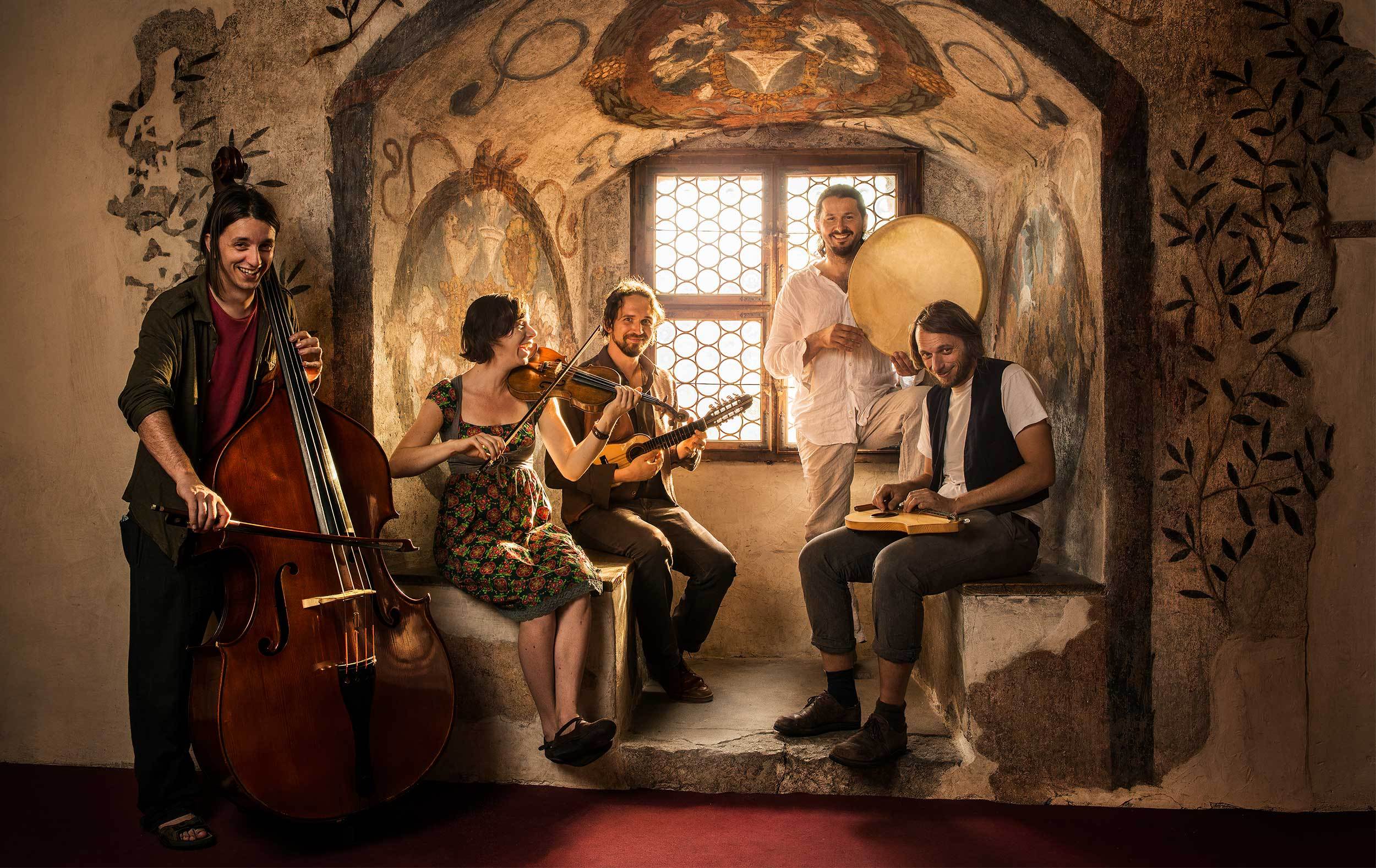 GEO Saison Reportage 'Moderne Volksmusik in Südtirol'